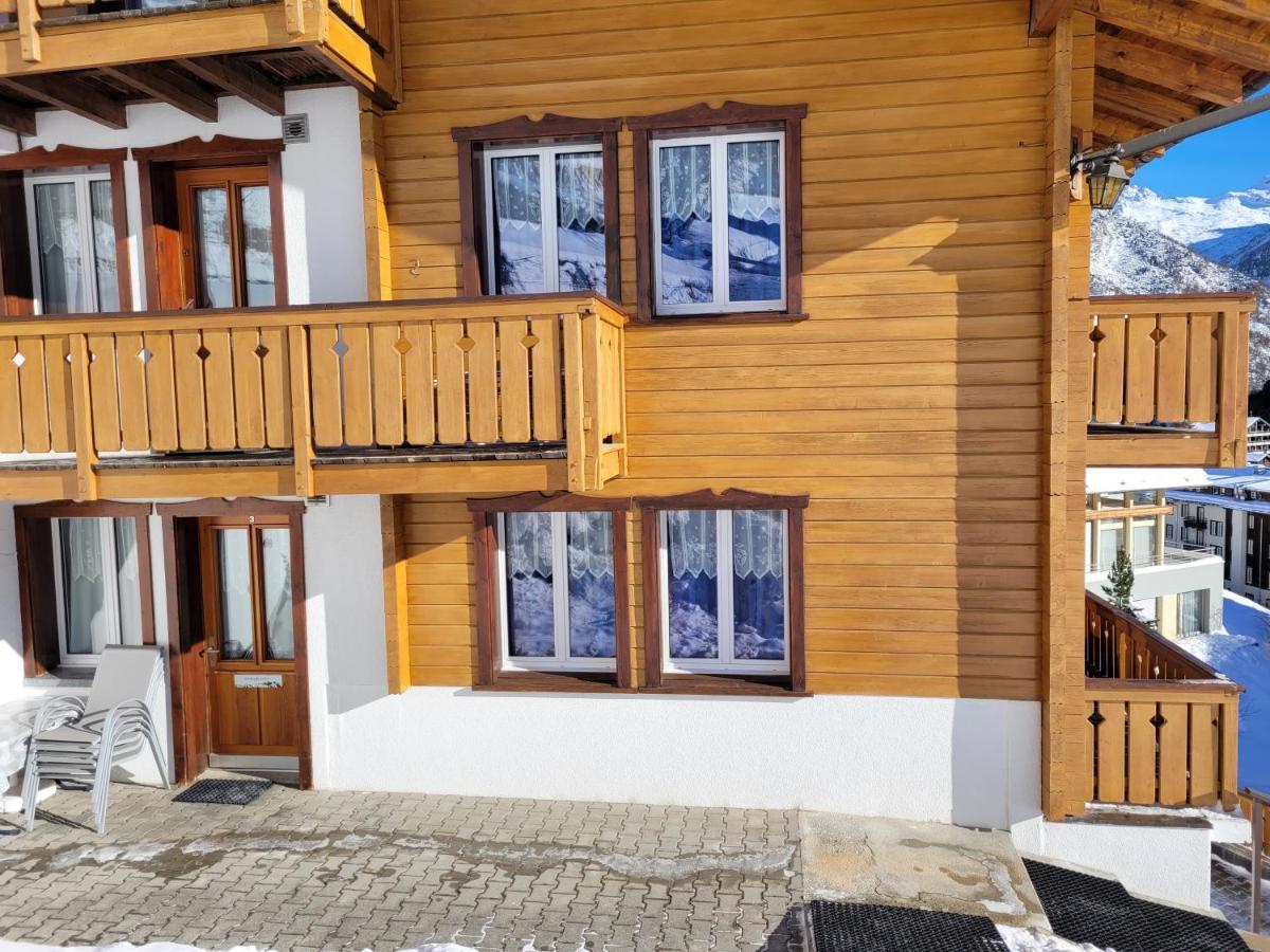 Chalet Ideal Saas Fee Eksteriør billede