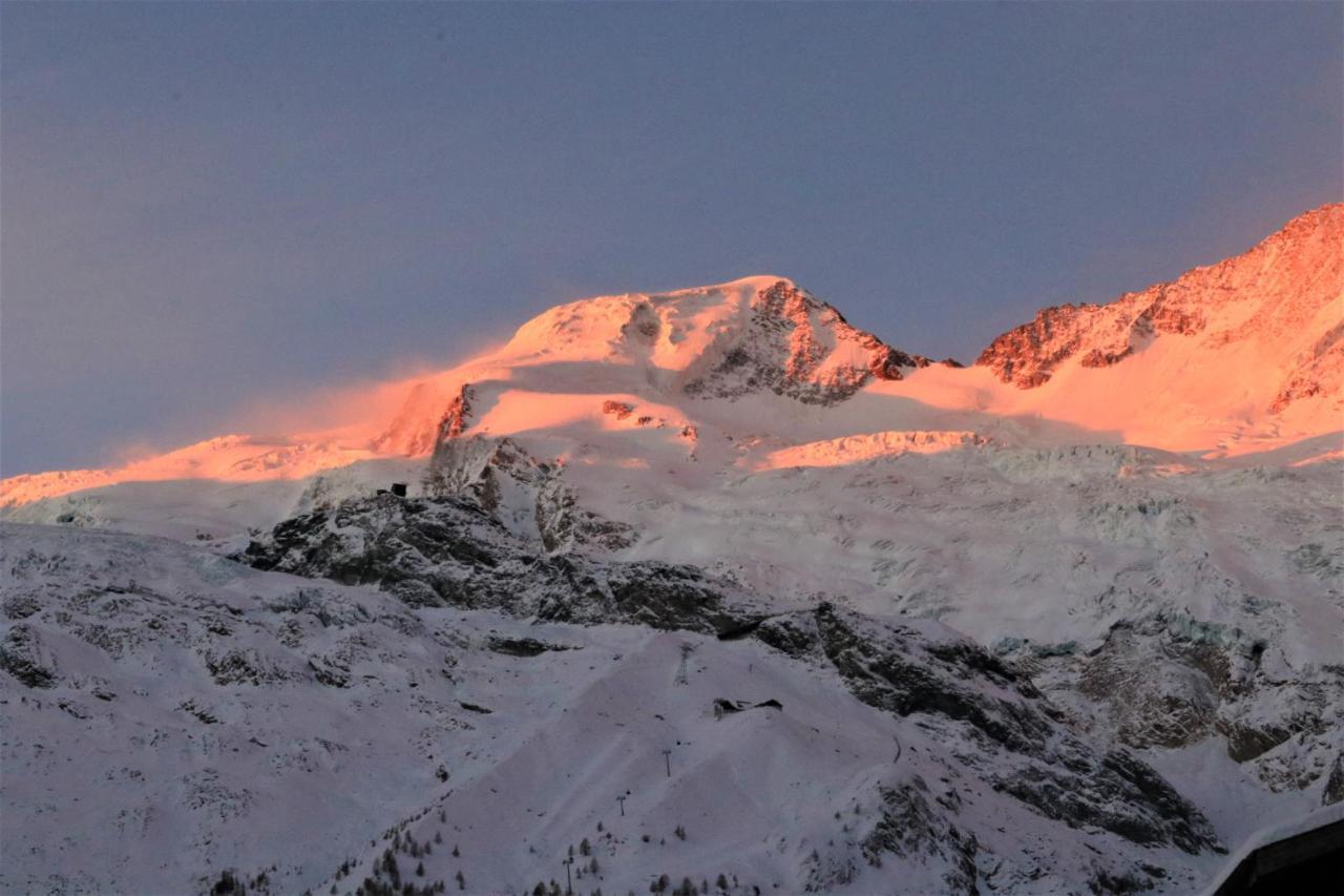 Chalet Ideal Saas Fee Eksteriør billede